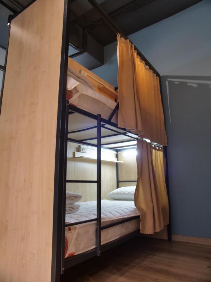 Muras Hostel Bishkek Ngoại thất bức ảnh