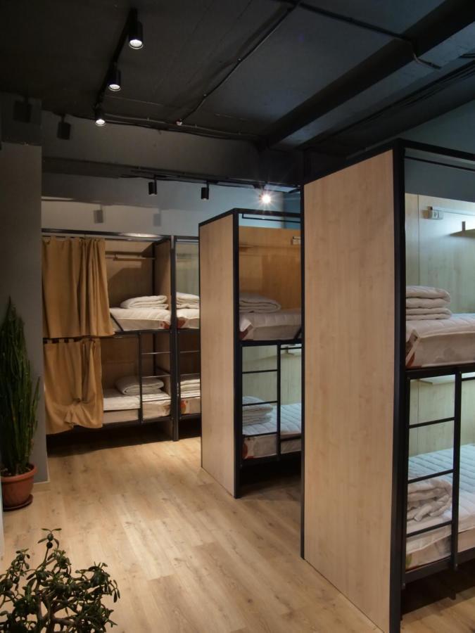 Muras Hostel Bishkek Ngoại thất bức ảnh