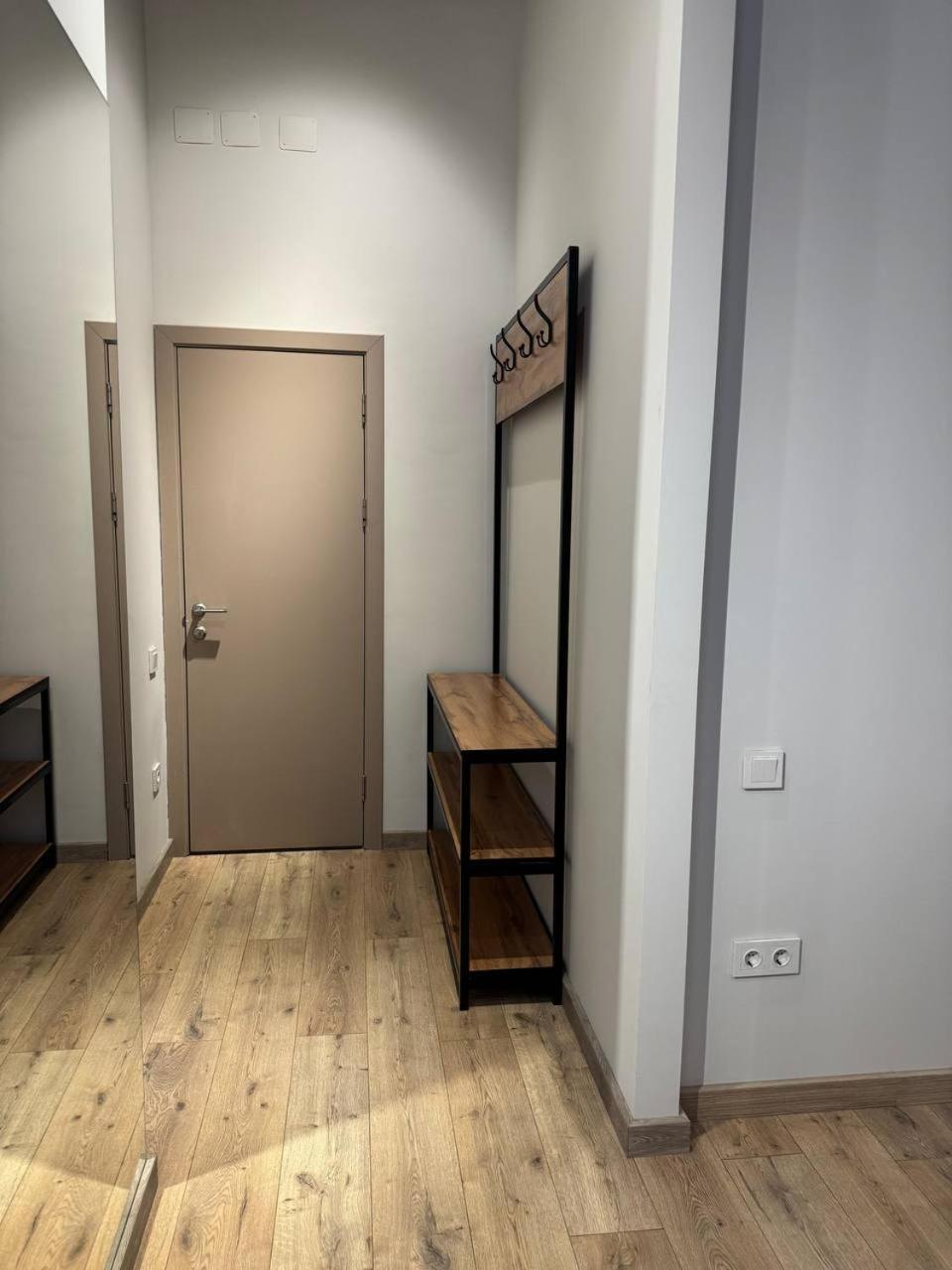 Muras Hostel Bishkek Ngoại thất bức ảnh